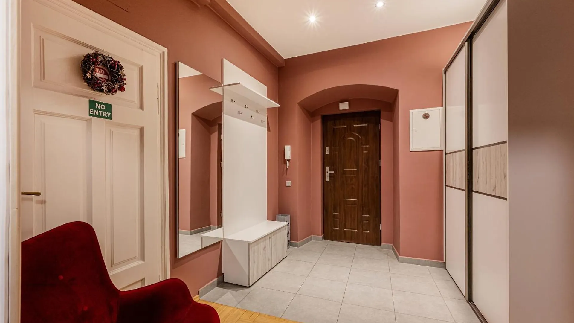 The Angels Apartments Krakow Old Town Польша